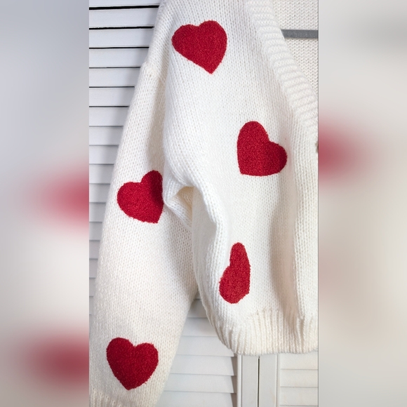 LUNA IVY 3D Heart White Cardigan Size S - Picture 4 of 13